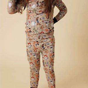 NWT Woody and Friends Pajama/Lounge set